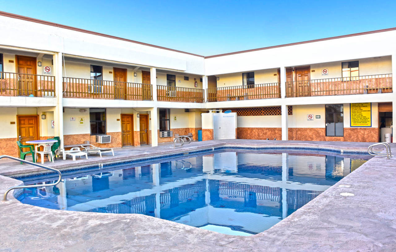 Hotel Paraiso Puerto Peñasco エクステリア 写真